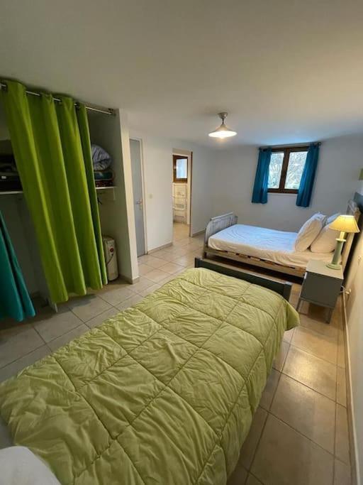 Appartement Paisible Pres Des Pistes De Ski 4 Pers Fontrabiouse Bagian luar foto